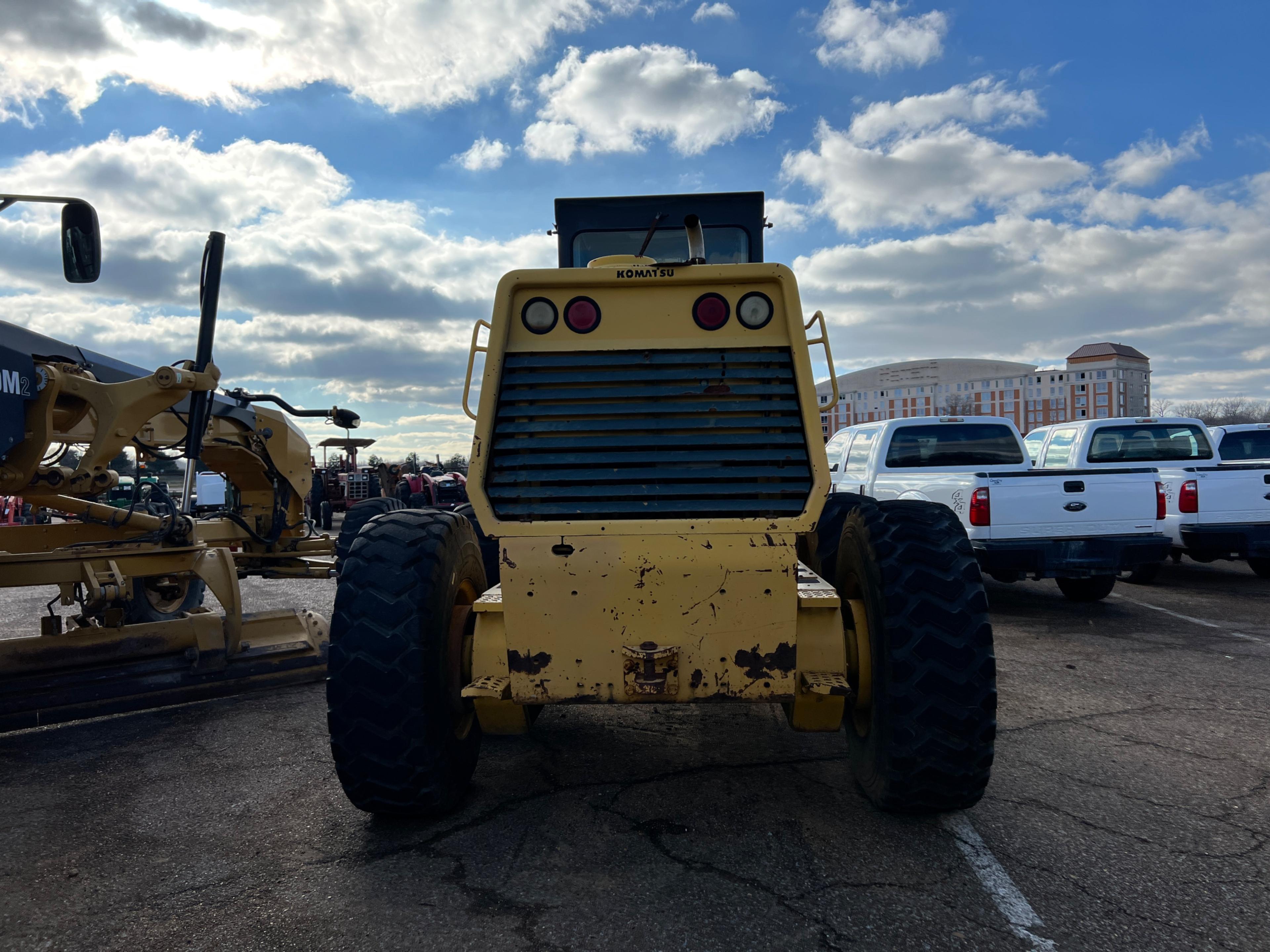 Komatsu GD530A Grader