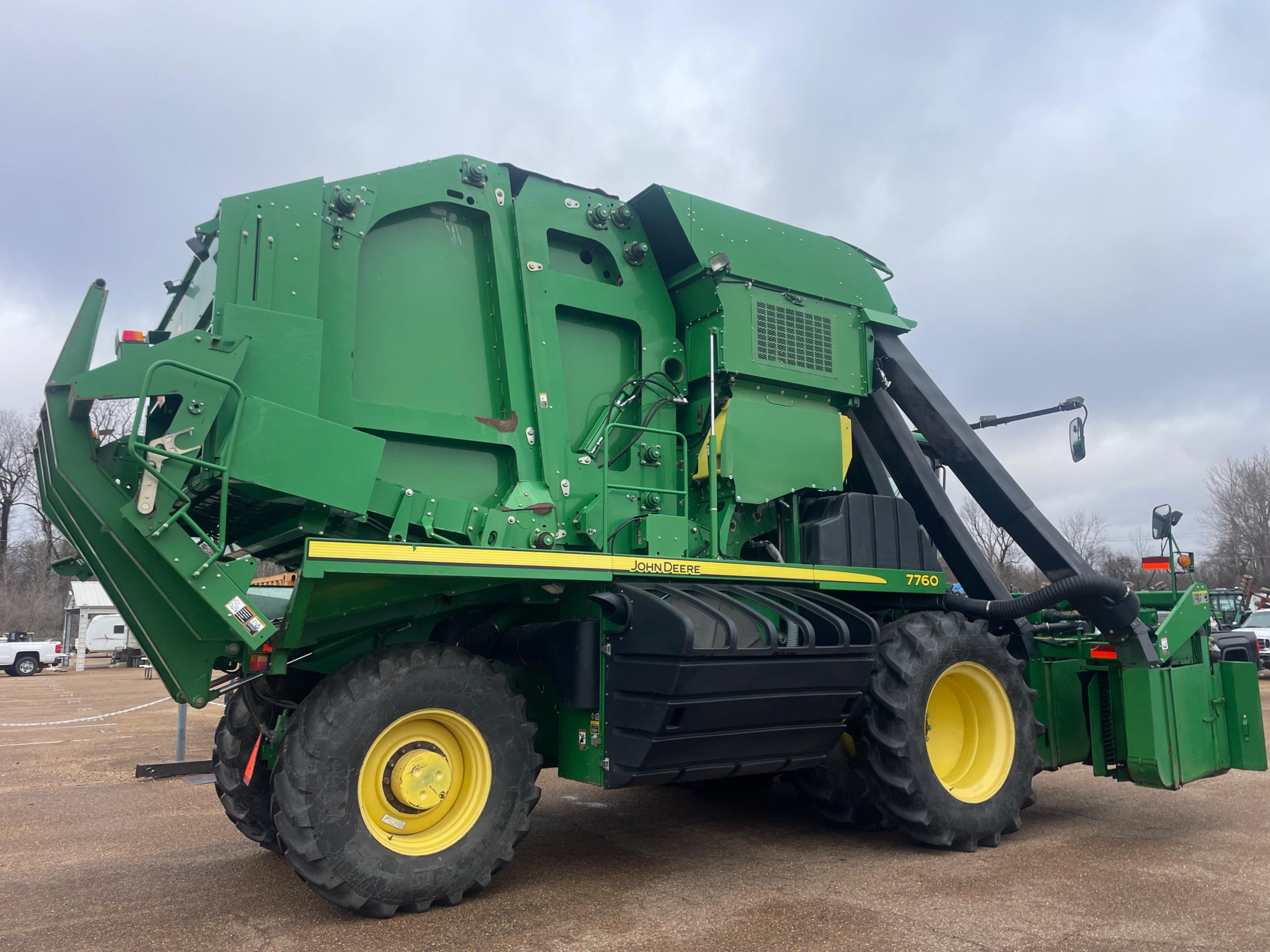 2012 John Deere 7760 Cotton Picker