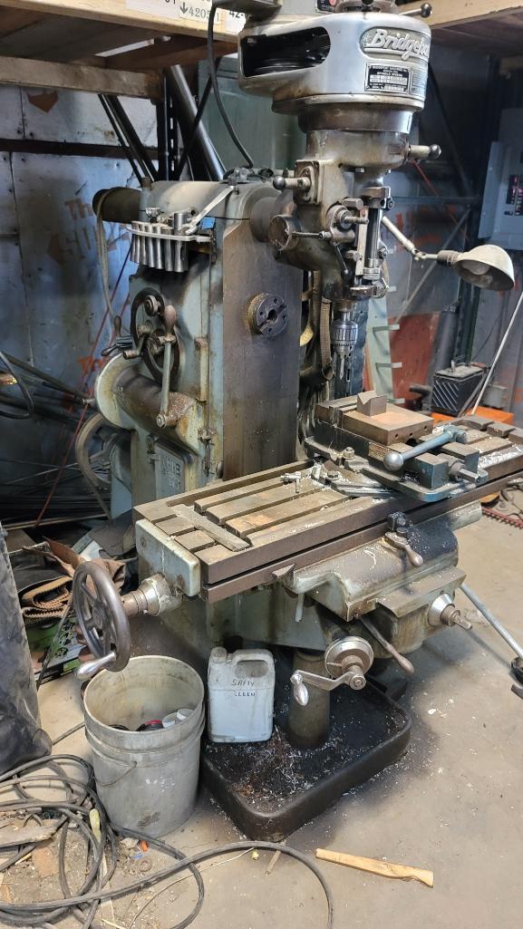 Milwaukee/Bridgeport End Mill 3 Phase Working