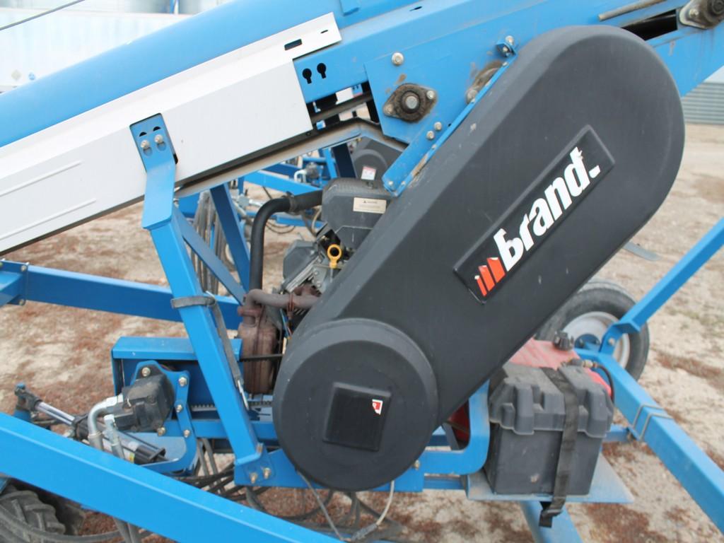 BRANDT GRAINBELT MODEL 1545 GRAIN AUGER WITH KOHLER 27HP GAS ENGINE