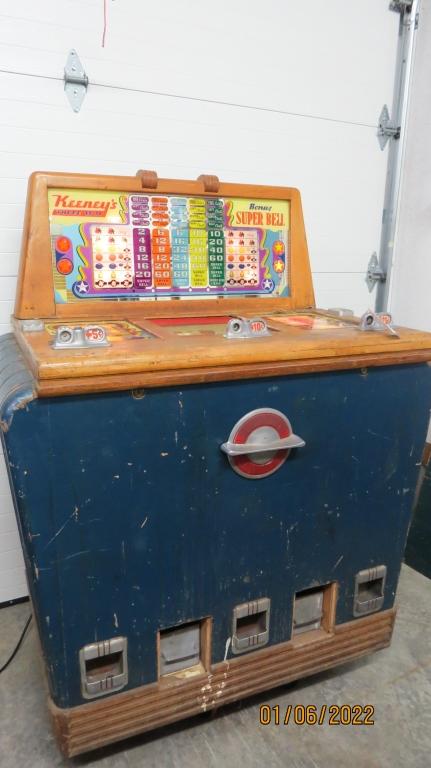 Vintage Keeney's Three Way Tilt Slot Machine