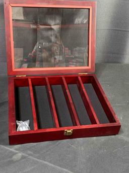 Arrowhead Display Case Holder