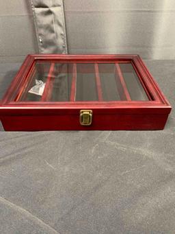 Arrowhead Display Case Holder