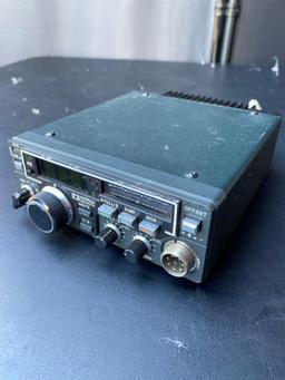 ICOM VHF 2 METER TRANSCEIVER