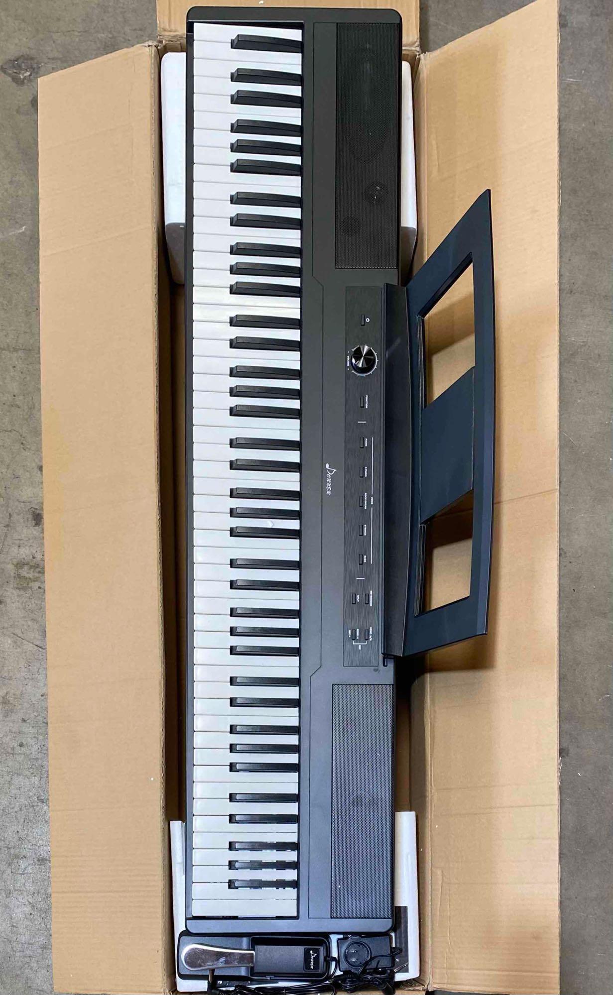 Donner DEP-45 88 Key Semi Weighted Keyboard Portable