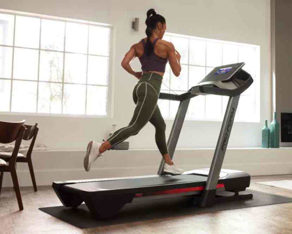 ProForm Pro 2000 Incline Treadmill