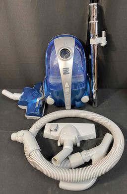 Kenmore Pet-Friendly Lightweight HEPA Canister Vacuum