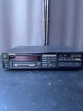 PIONEER CD Player 6 Capacity