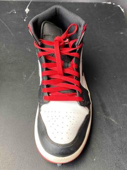 Nike Jordan mens Sneaker 9 Size