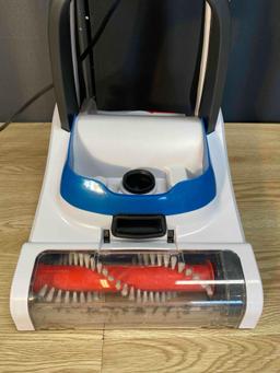 Hoover PowerDash Pet Compact Carpet Cleaner Machine