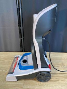 Hoover PowerDash Pet Compact Carpet Cleaner Machine