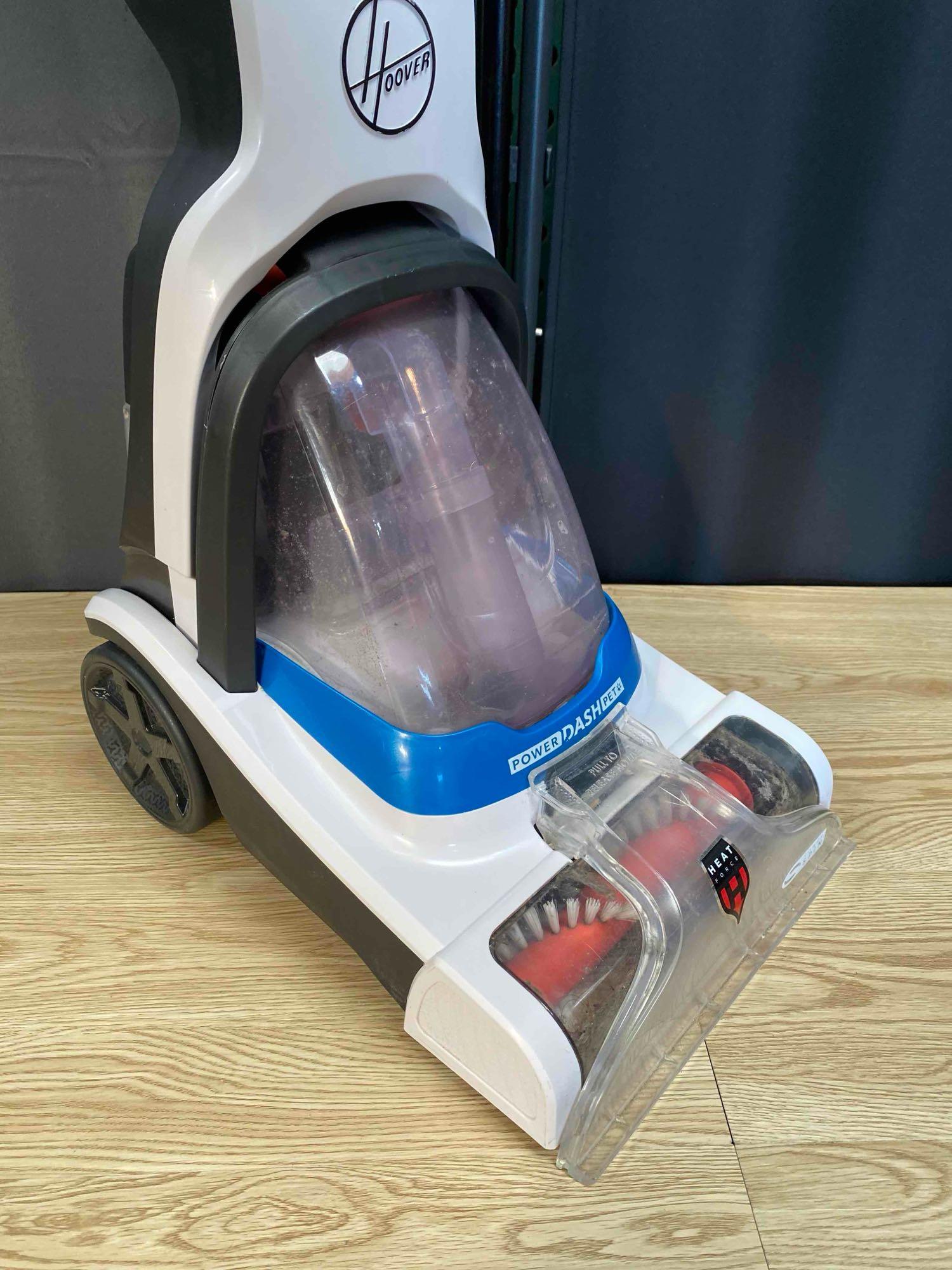 Hoover PowerDash Pet Compact Carpet Cleaner Machine