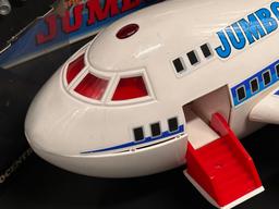 (2) 18" Vintage 1988 Cheng Ching Toy JUMBO JET 747