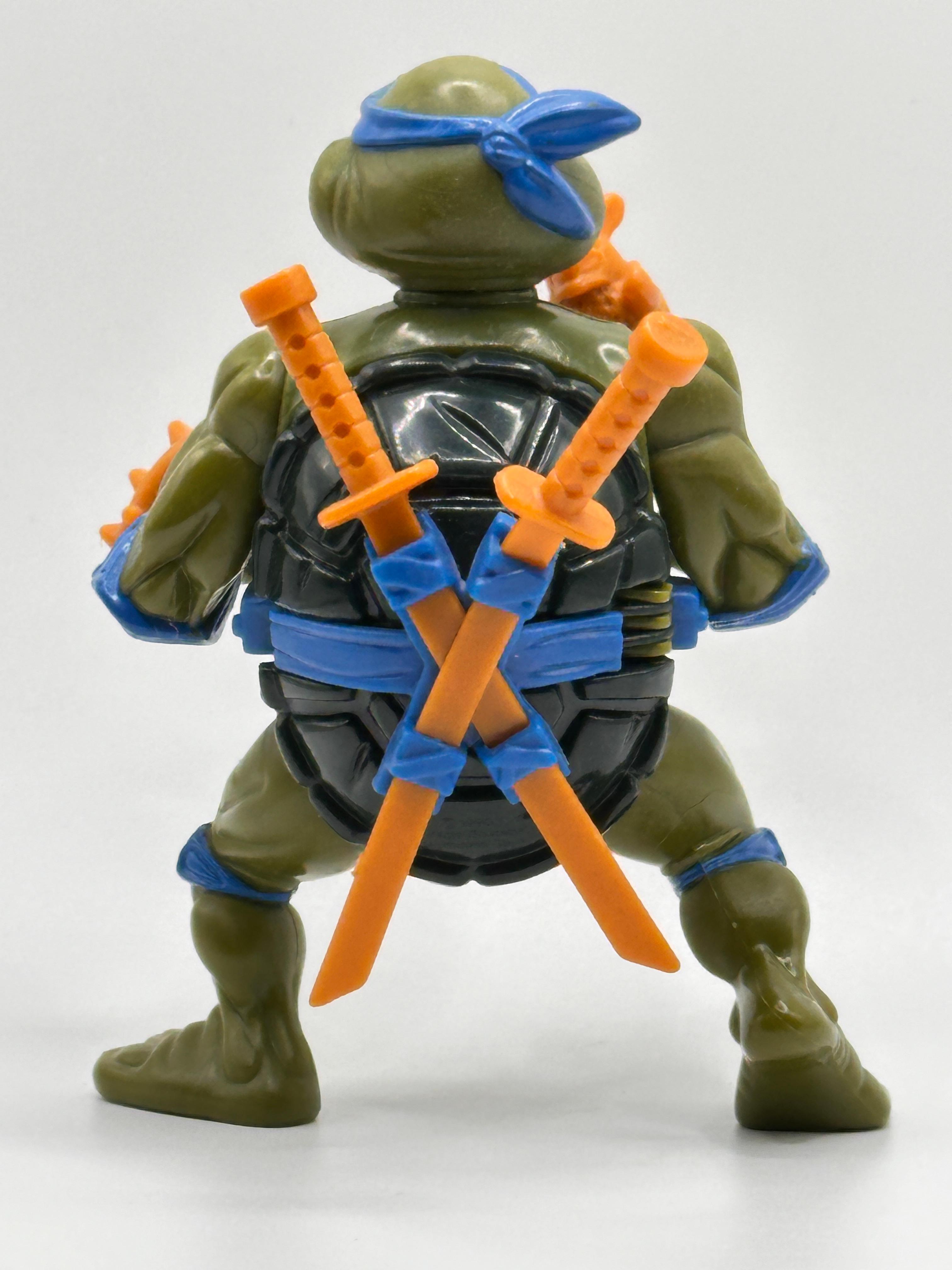 1991 TMNT/Teenage Mutant Ninja Turtles Leonardo with Storage Shell Action Figure