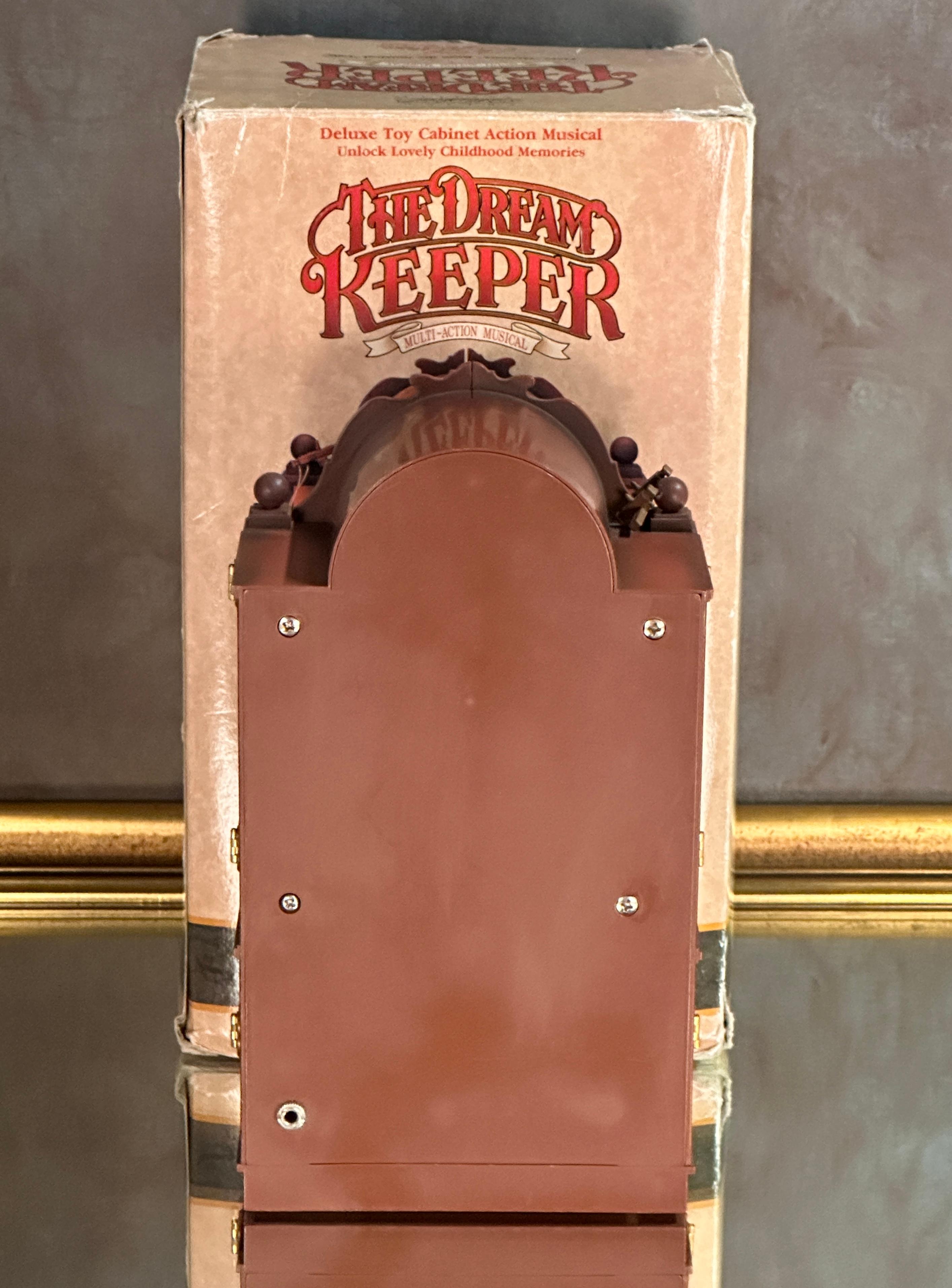 THE DREAM KEEPER Deluxe Toy Cabinet Action Musical