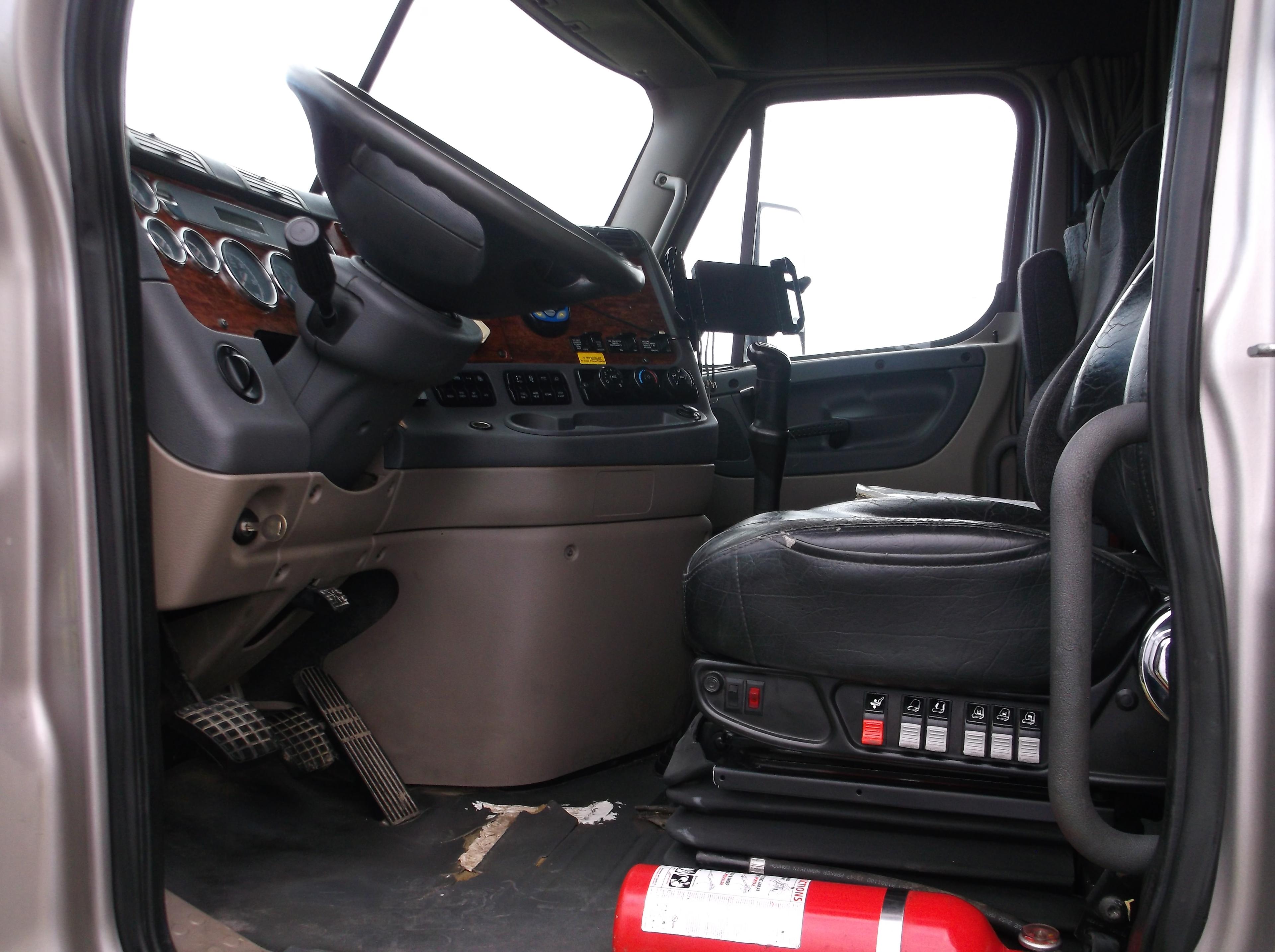 2013 Freightliner Cascadia