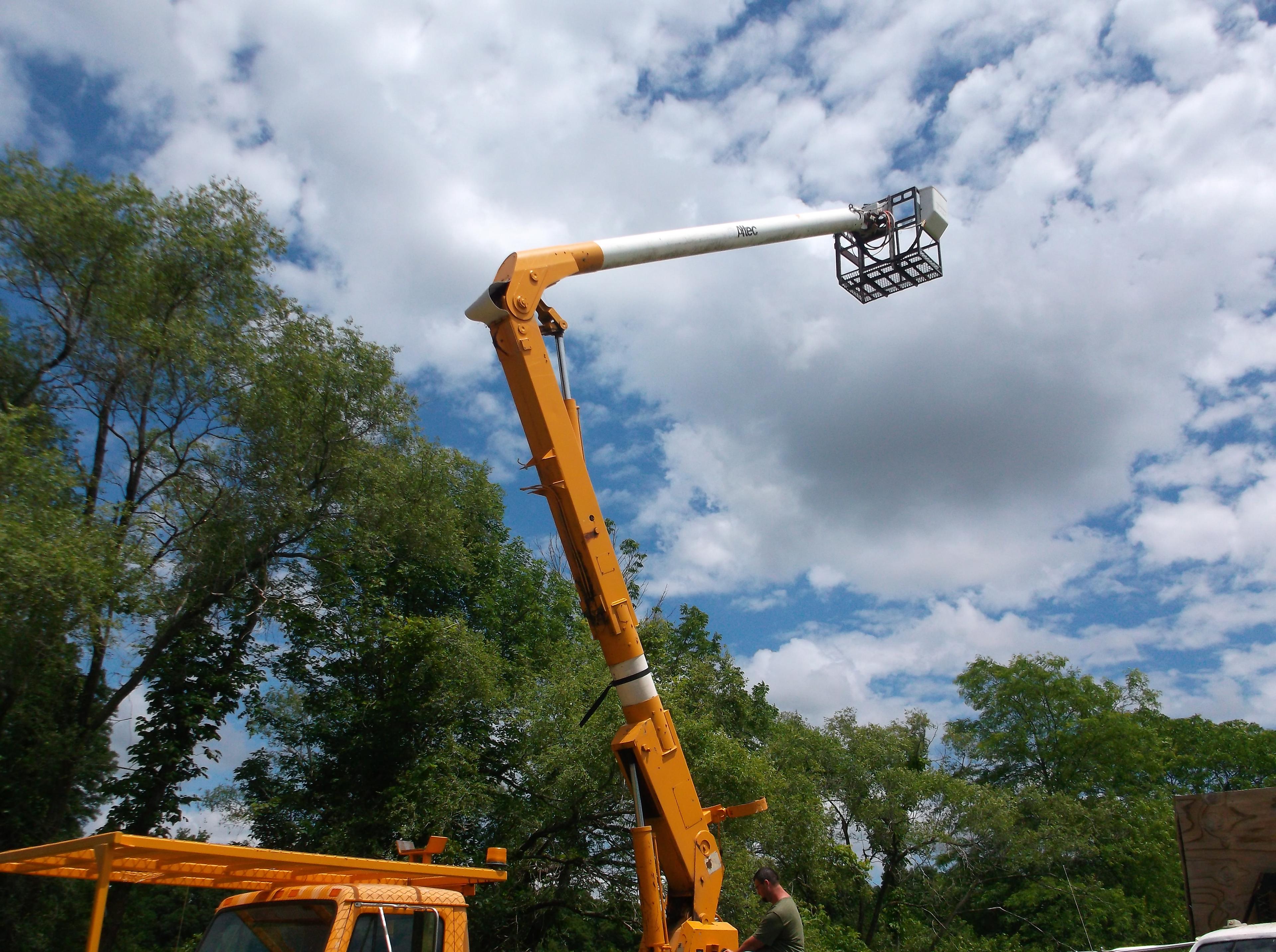 1995 International 4900 Bucket Truck