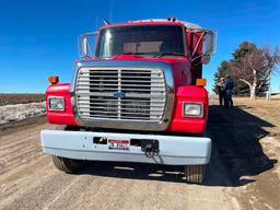 1996 Ford L9000 10 Wheel Truck