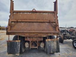 1975 Ford 9000 10 Wheeler Truck