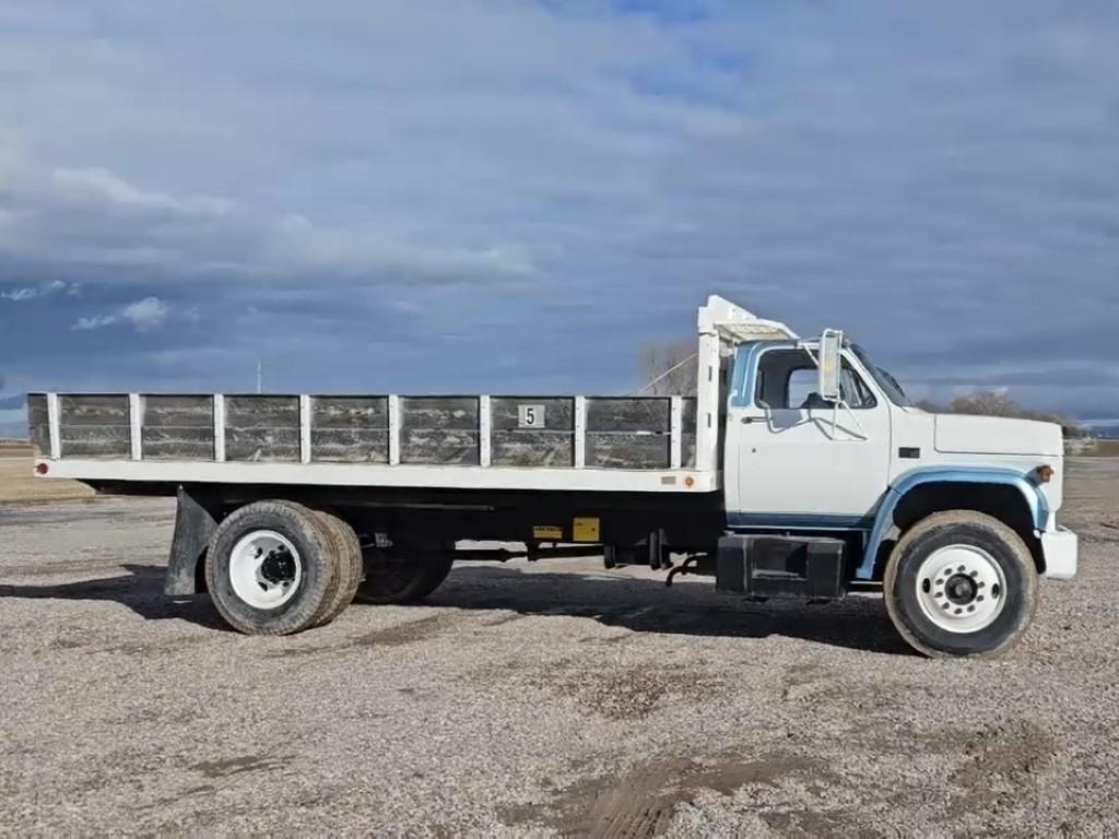 1980 GMC 7000 6 Wheel Truck