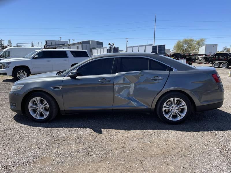 2016 Ford Taurus SEL 4 Door Sedan