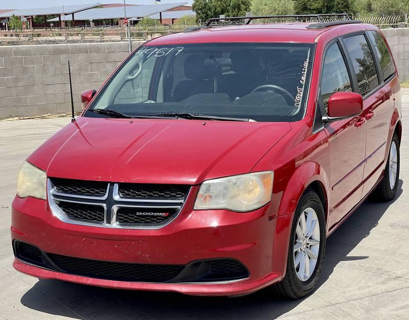 2013 Dodge Grand Caravan SXT 4 Door Mini Van