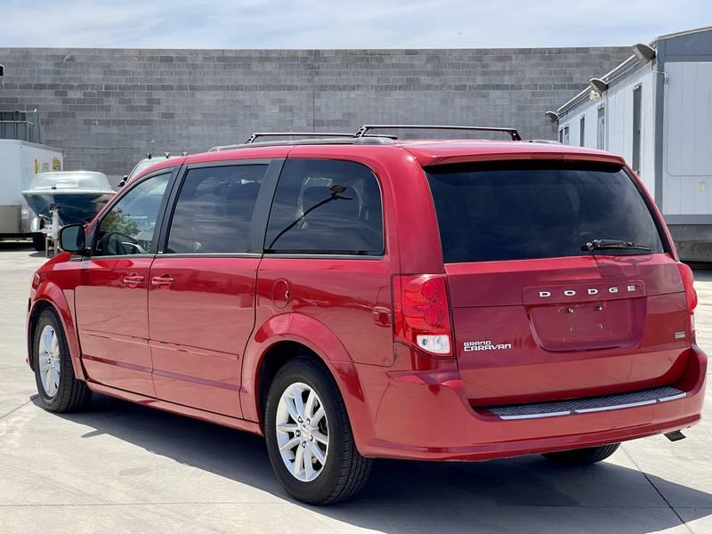 2013 Dodge Grand Caravan SXT 4 Door Mini Van