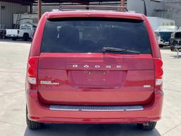 2013 Dodge Grand Caravan SXT 4 Door Mini Van