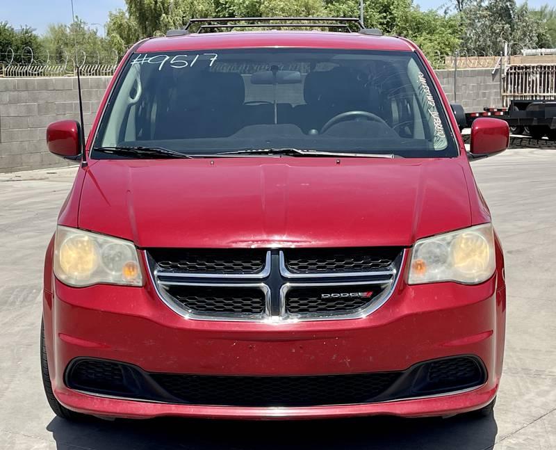 2013 Dodge Grand Caravan SXT 4 Door Mini Van