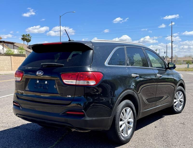 2017 Kia Sorento LX V6 4 Door SUV