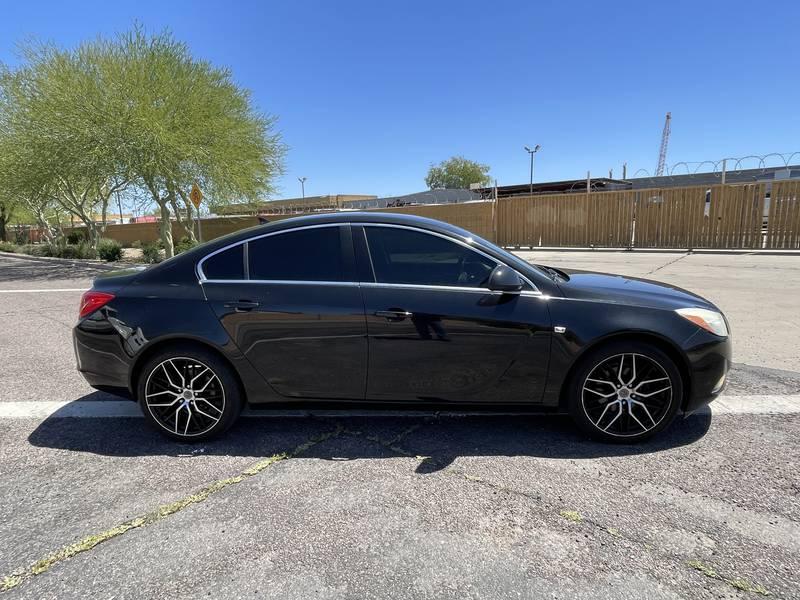 2011 Buick Regal CXL 4 Door Sedan