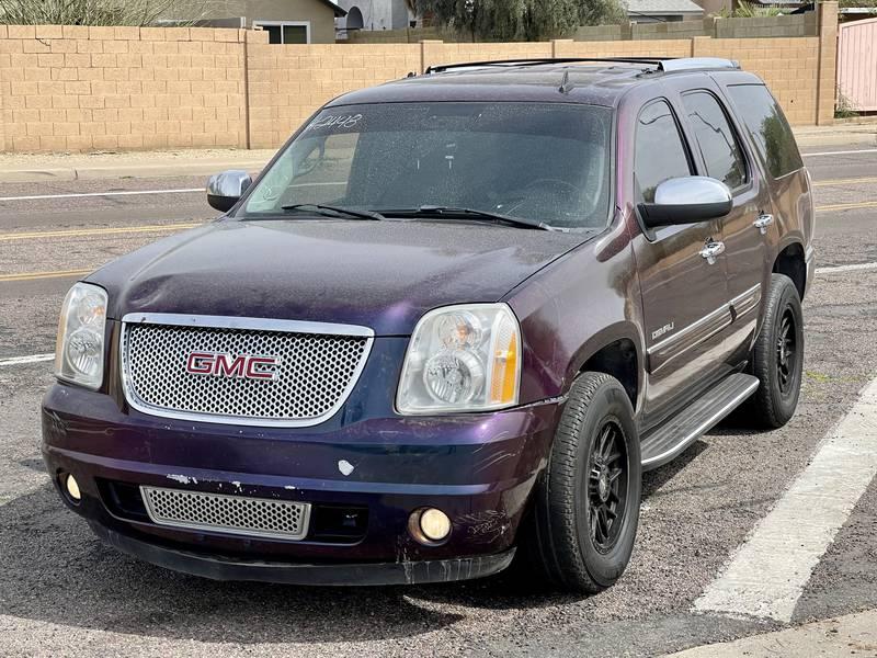 2007 GMC Yukon Denali 4 Door SUV