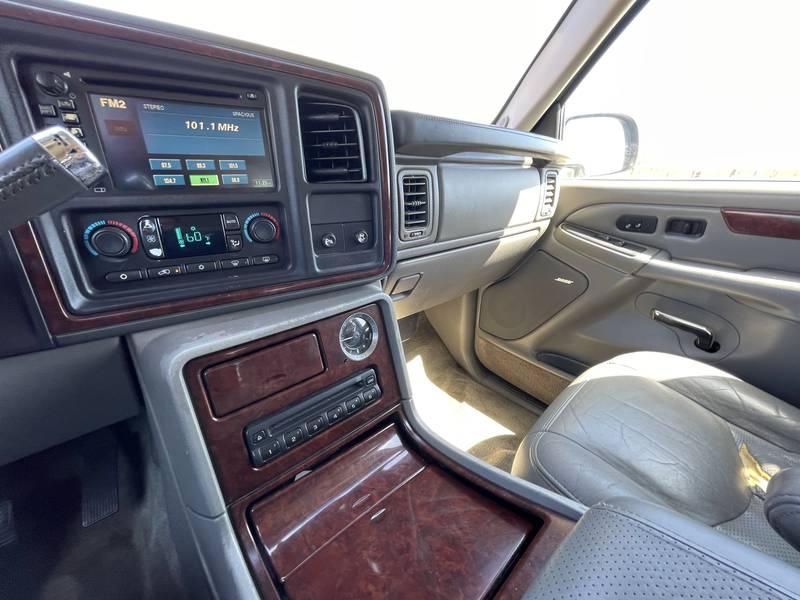 2006 Cadillac Escalade ESV 4 Door SUV