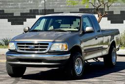 2002 Ford F-150 XLT 4 Door Extended Cab Pickup Truck