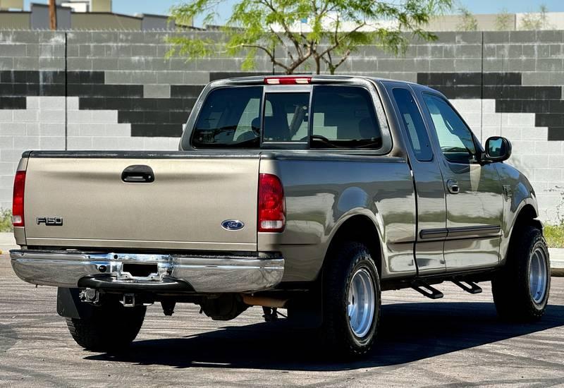 2002 Ford F-150 XLT 4 Door Extended Cab Pickup Truck