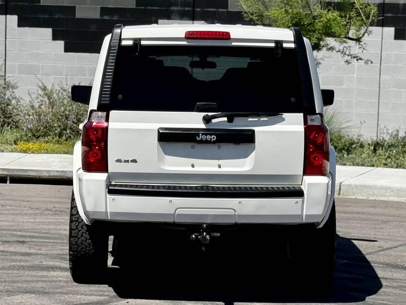 2008 Jeep Commander Sport 4x4 4 Door SUV