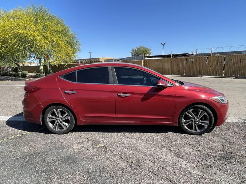 2017 Hyundai Elantra Limited 4 Door Sedan