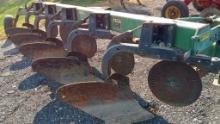 John Deere 2700 Moldboard Plow