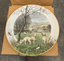 COLLECTIBLE CERAMIC PLATE - IN ORIGINAL BOX WITH PAPERS