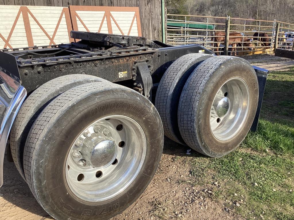 2008 PETERBILT 389 TANDEM AXLE DAY CAB