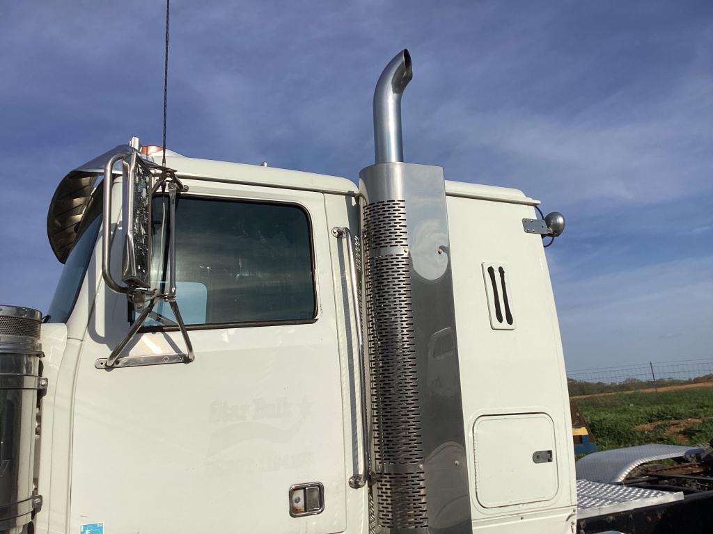 2011 WESTERNSTAR SLEEPER TRACTOR