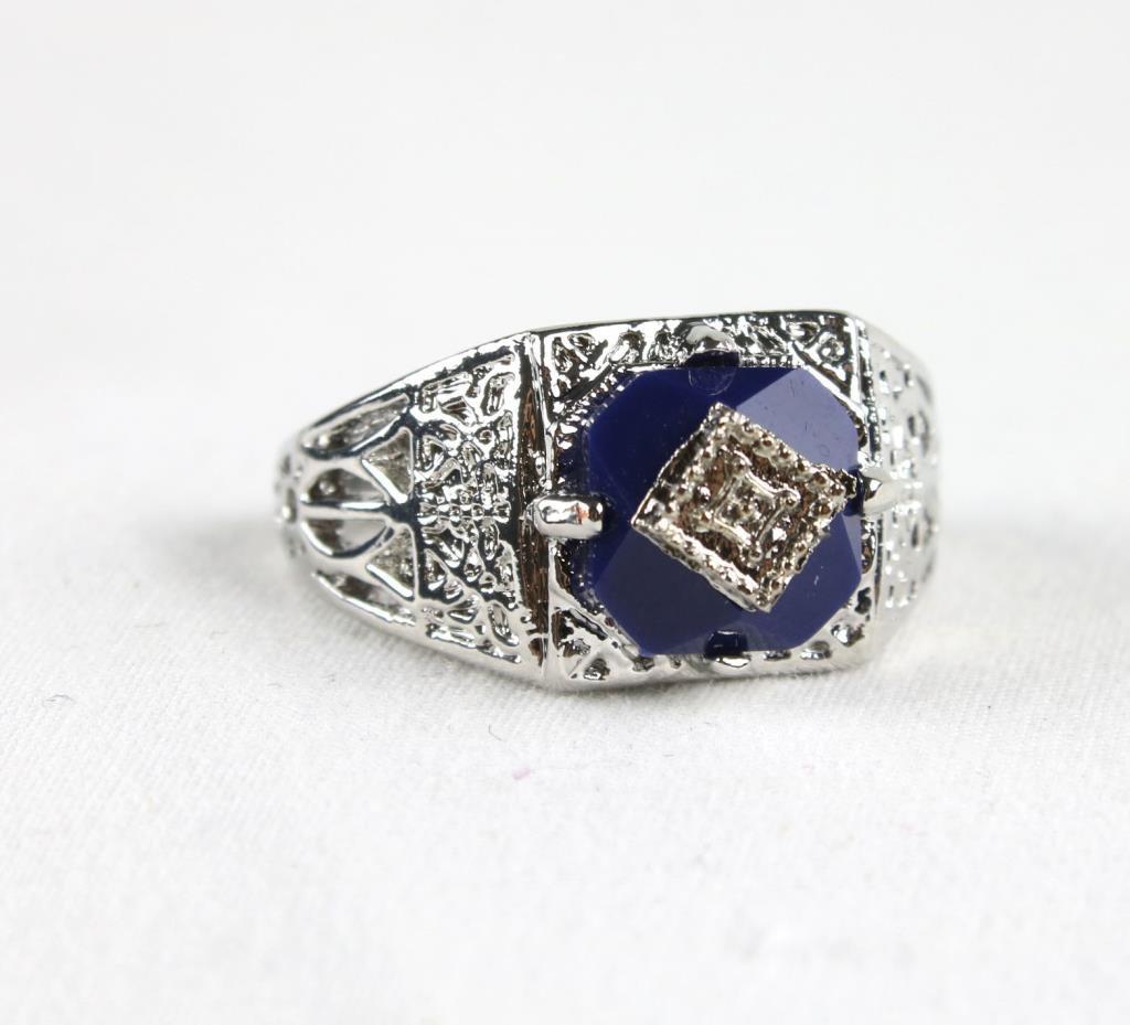 Striking Dark Blue Stone Ring - Size 9