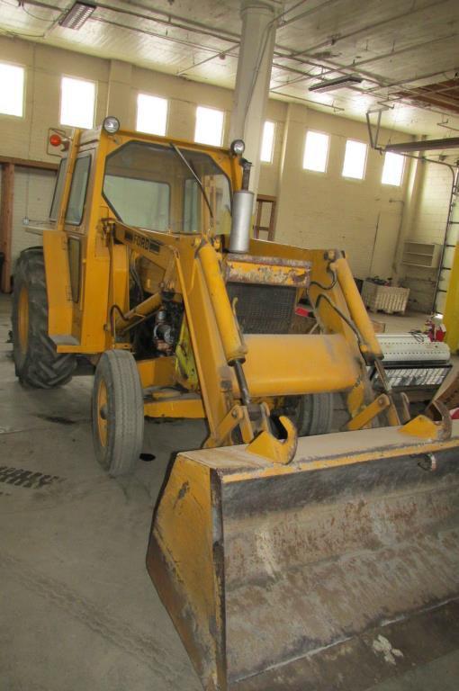 1985 Ford 545A Front Loader