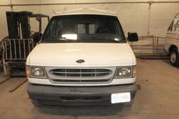 2002 Ford Econoline Van E 15V