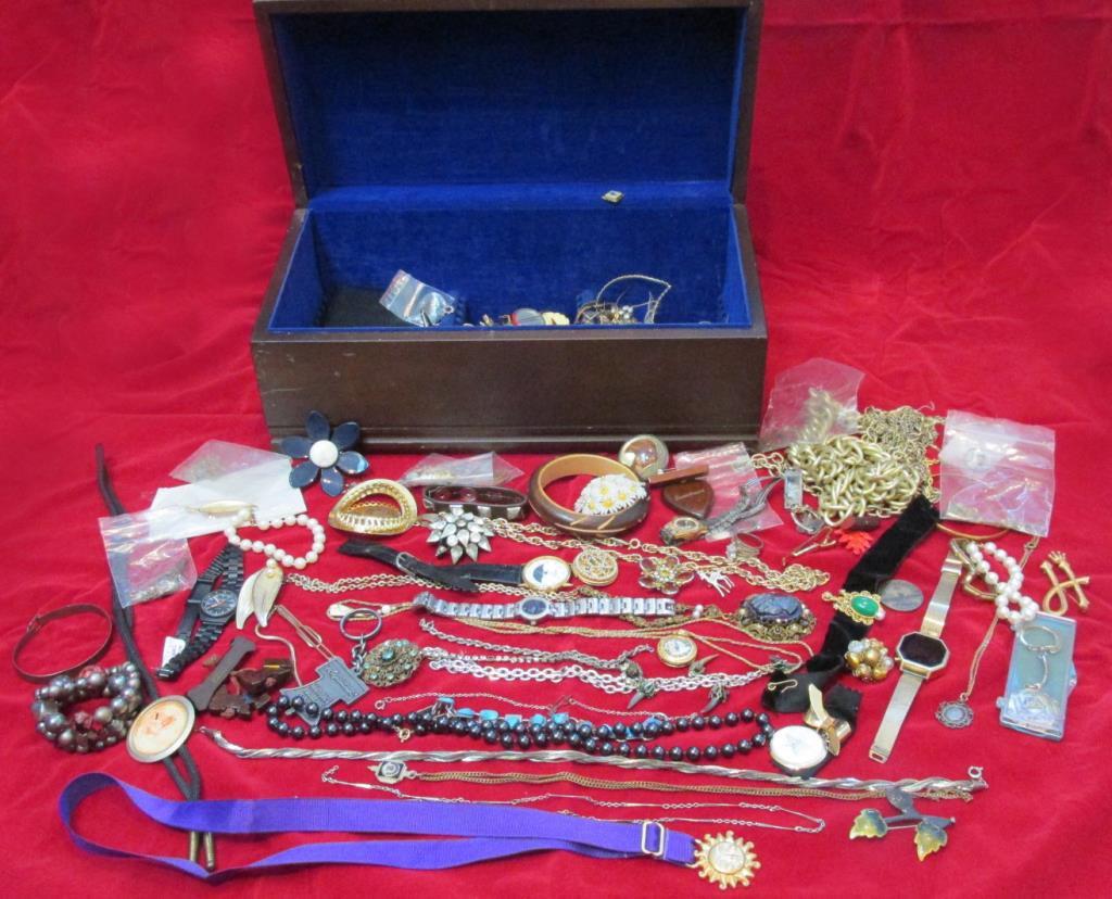 Bulk Collection Of Costume Jewelry - K