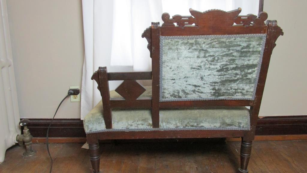 Antique One Arm Settee - BR4