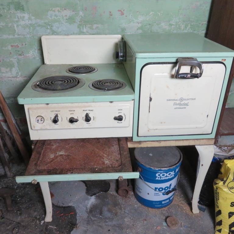 Antique General Electric Hotpoint Automatic Stove - R1