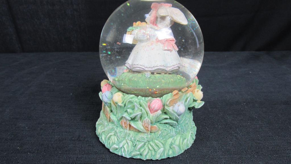 Kitty Cucumber, Homco, Cherished Teddies, Momma Says, & Bethany Lowe Figurines - DR