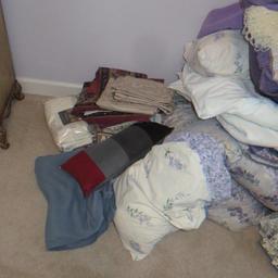 Queen Bed Sets & Miscellaneous Linens - BR3