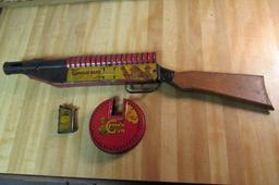 Vintage G-Man Tin Gun